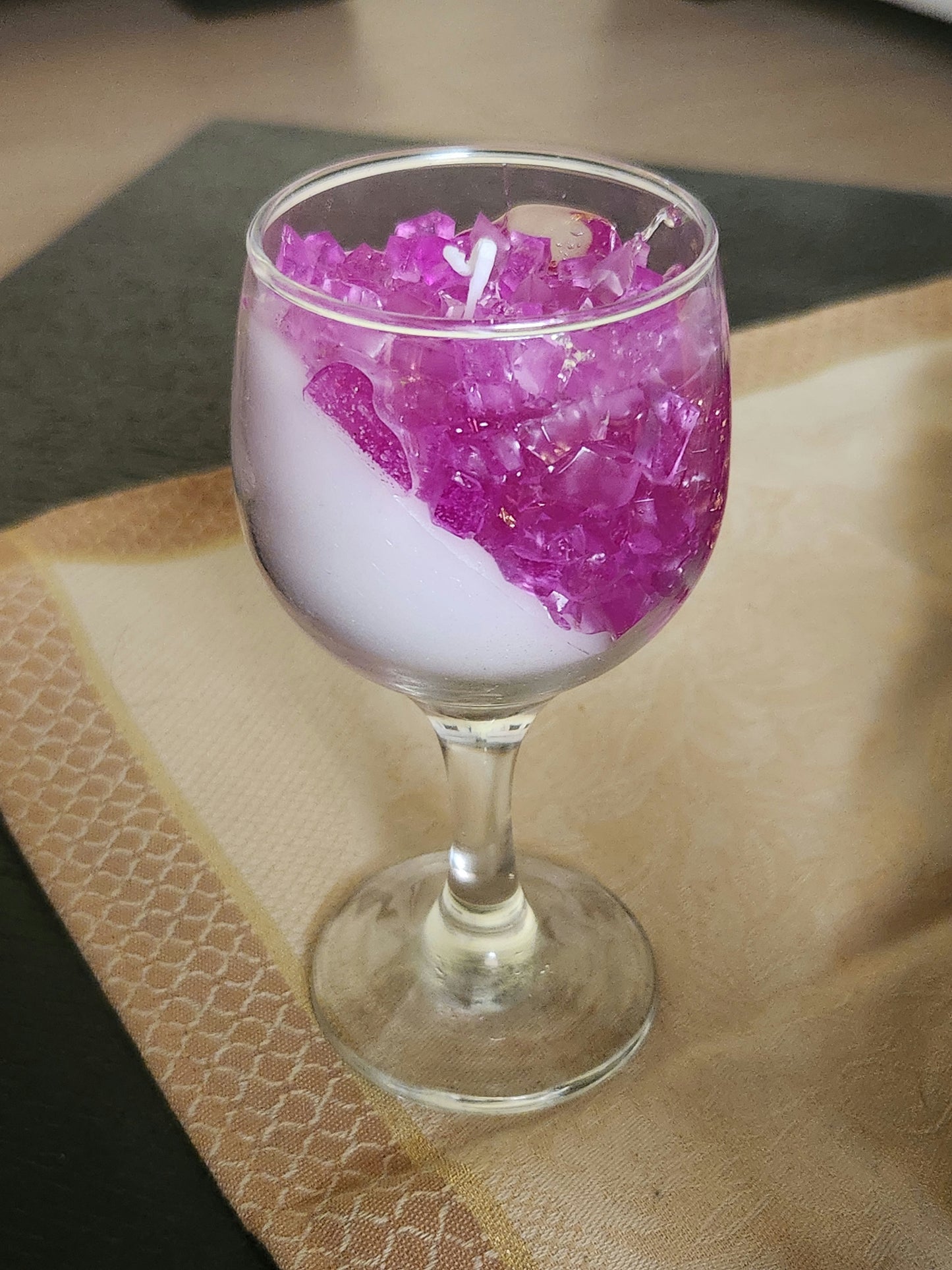 Geode in champagne glass candles