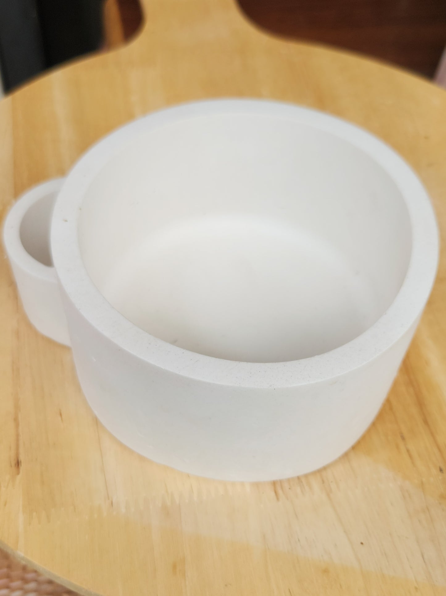 Match and candle vessel