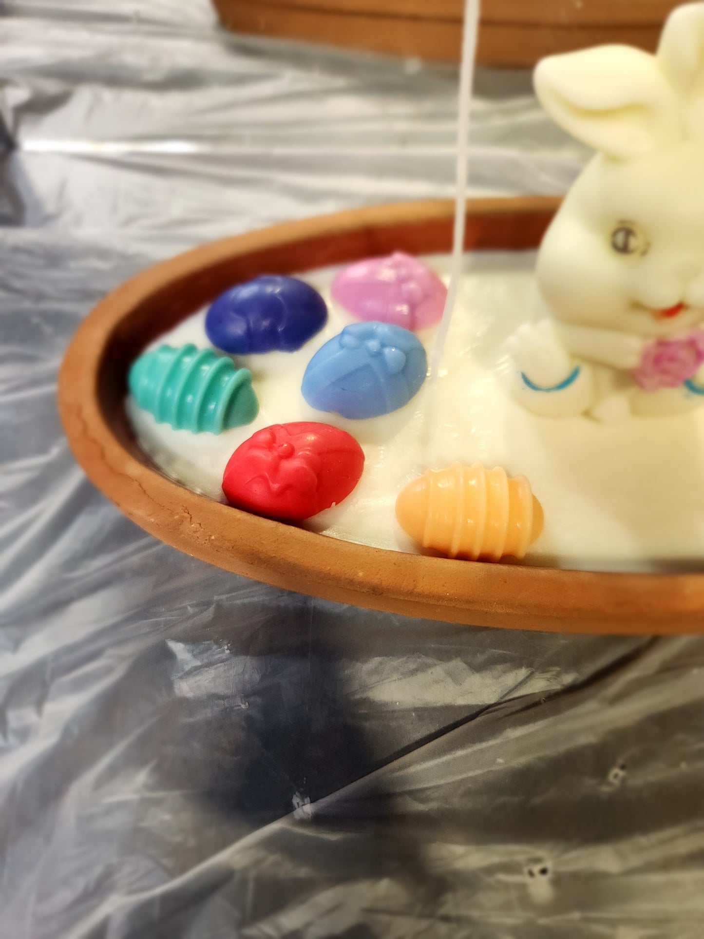 “Bunny Kisses & Egg Wishes – Easter Candle on Ceramic Plate