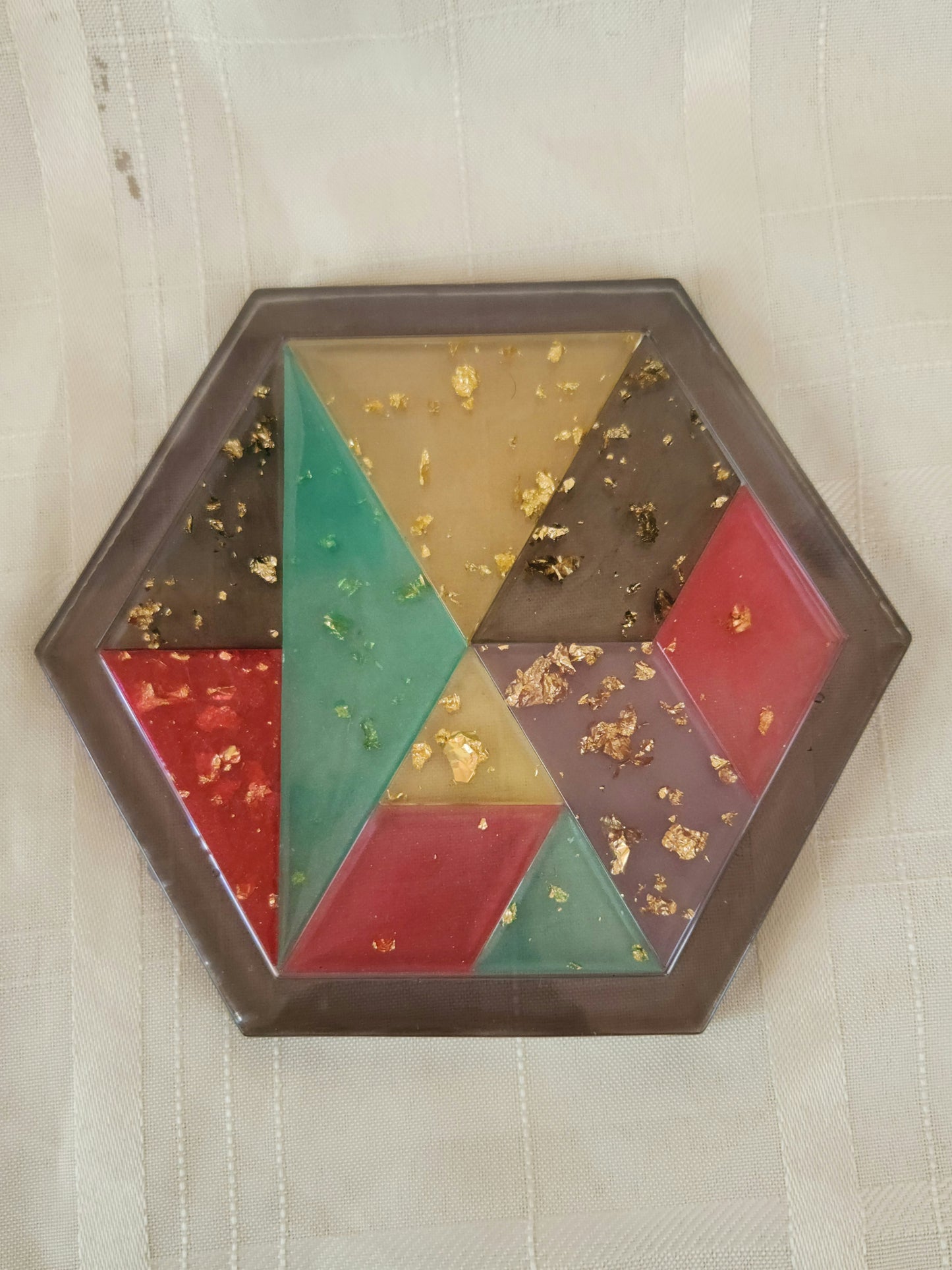 Hexagonal Geometric Resin Puzzle – Handmade Artistic Brain Teaser with Gold Flakes