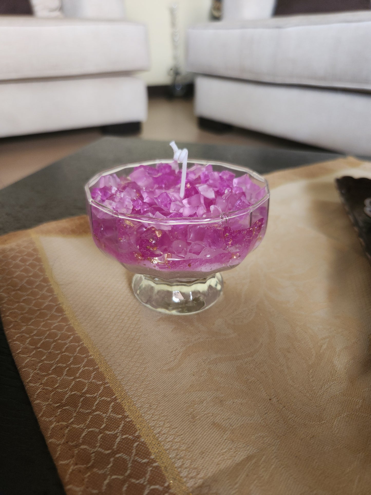 Geode in short glass candles