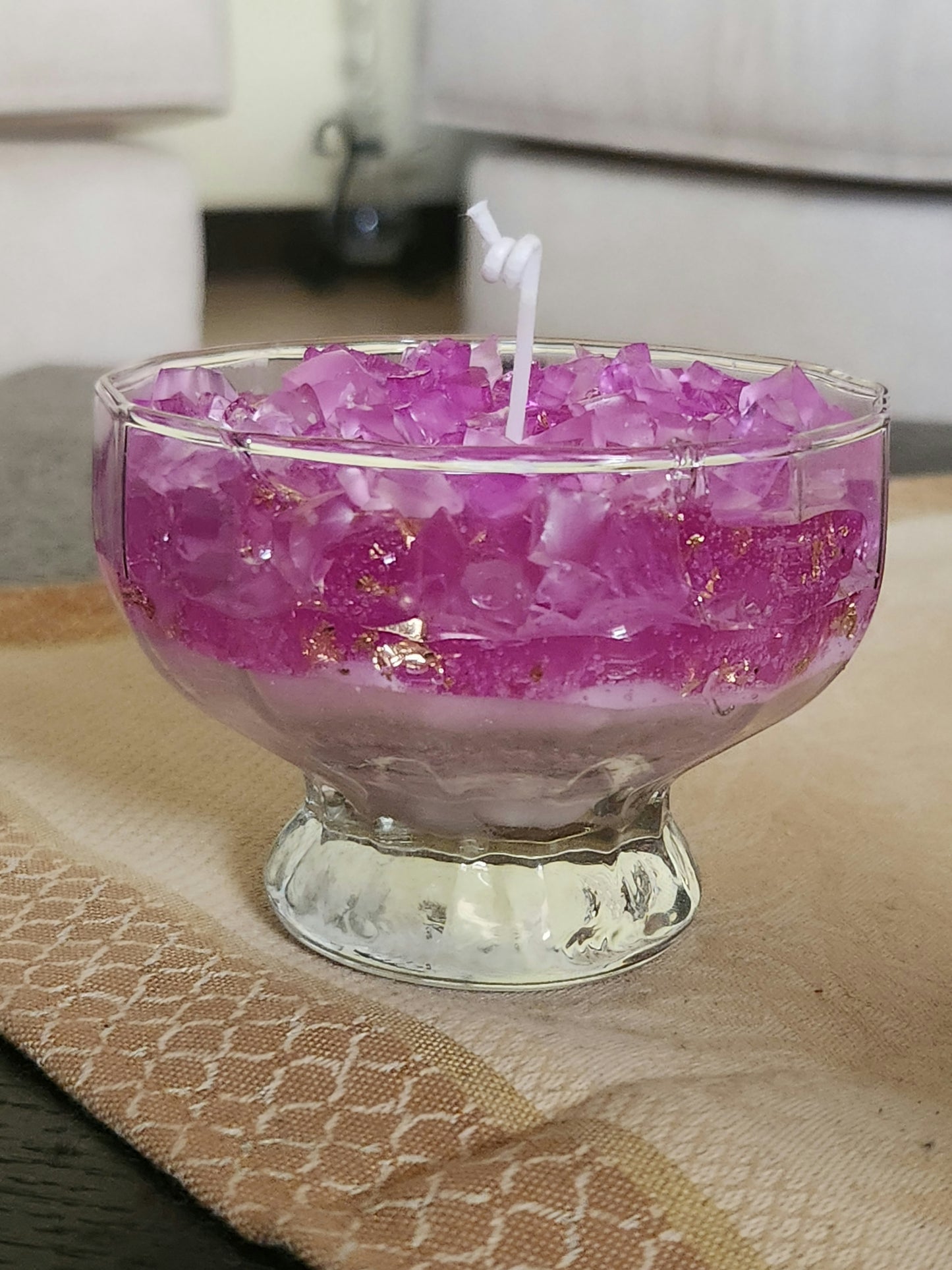 Geode in short glass candles
