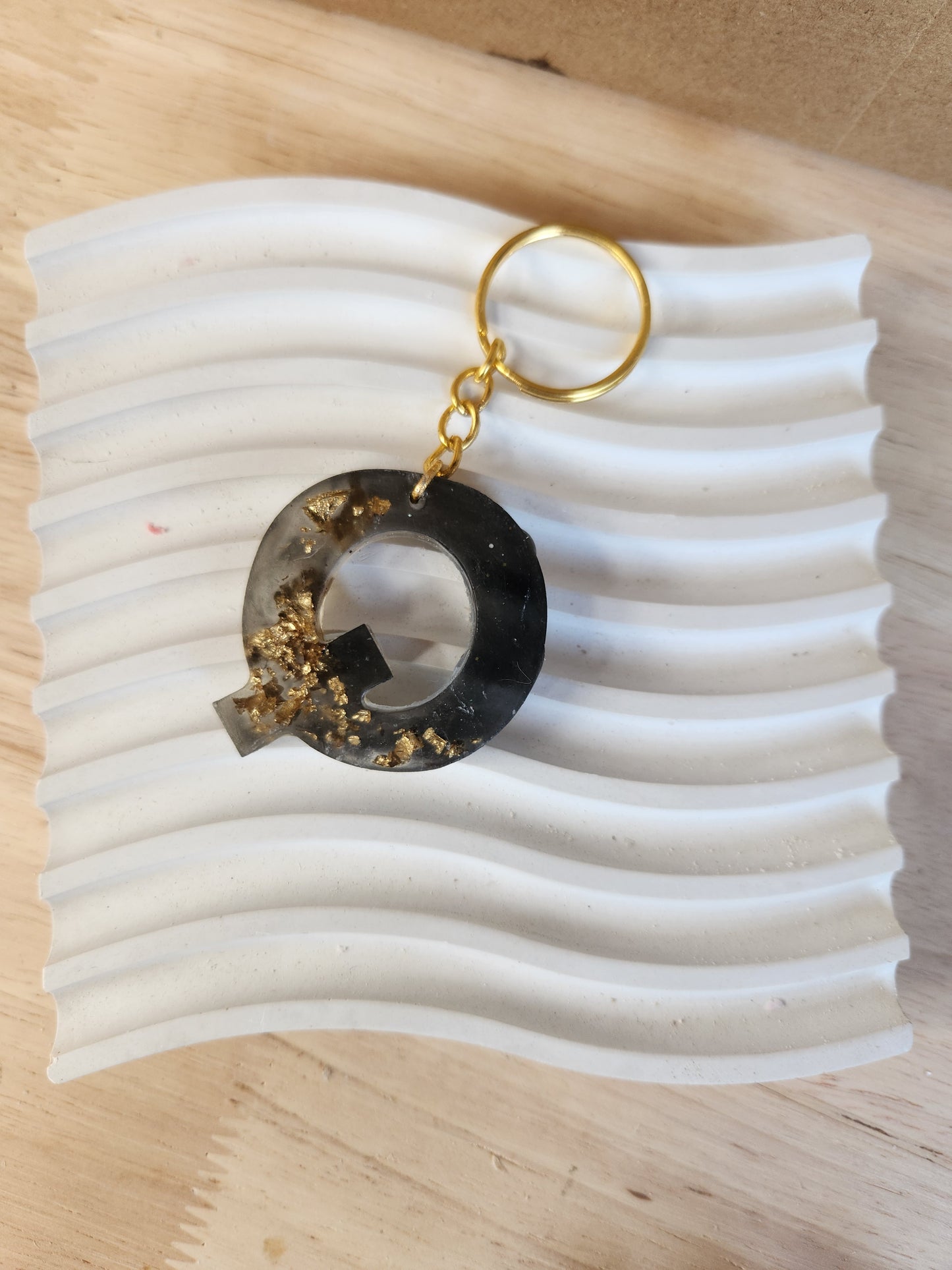 Keychains Q