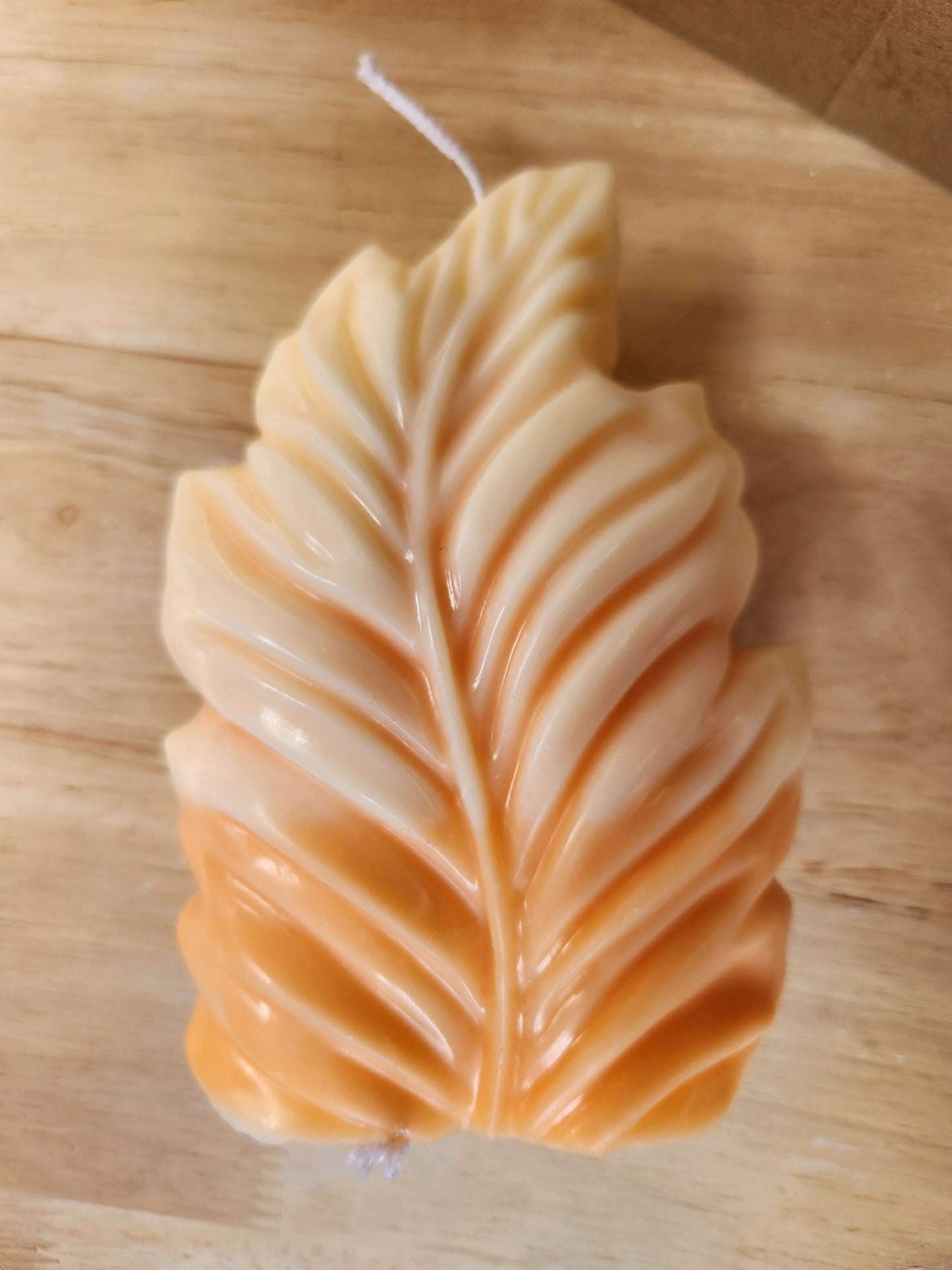 Leaf candle